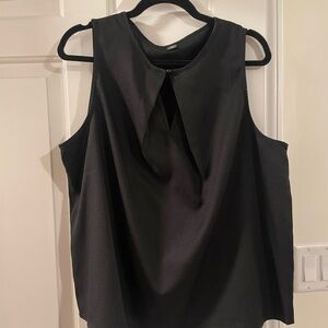 SHEIN Black Keyhole Sleeveless Blouse